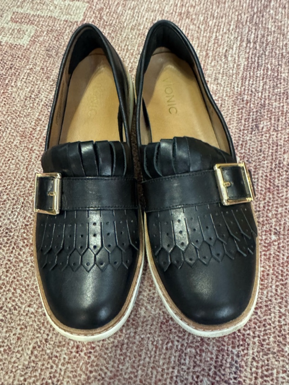 Vionic black leather Sunny Cambridge kilte slip-on loafers size 9 gold buckle - Picture 13 of 15